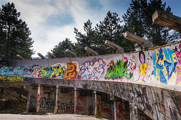 Bobsled Sarajevo Street Art